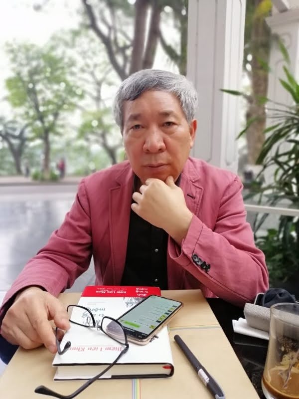 Tác giả Diêm Liên Khoa