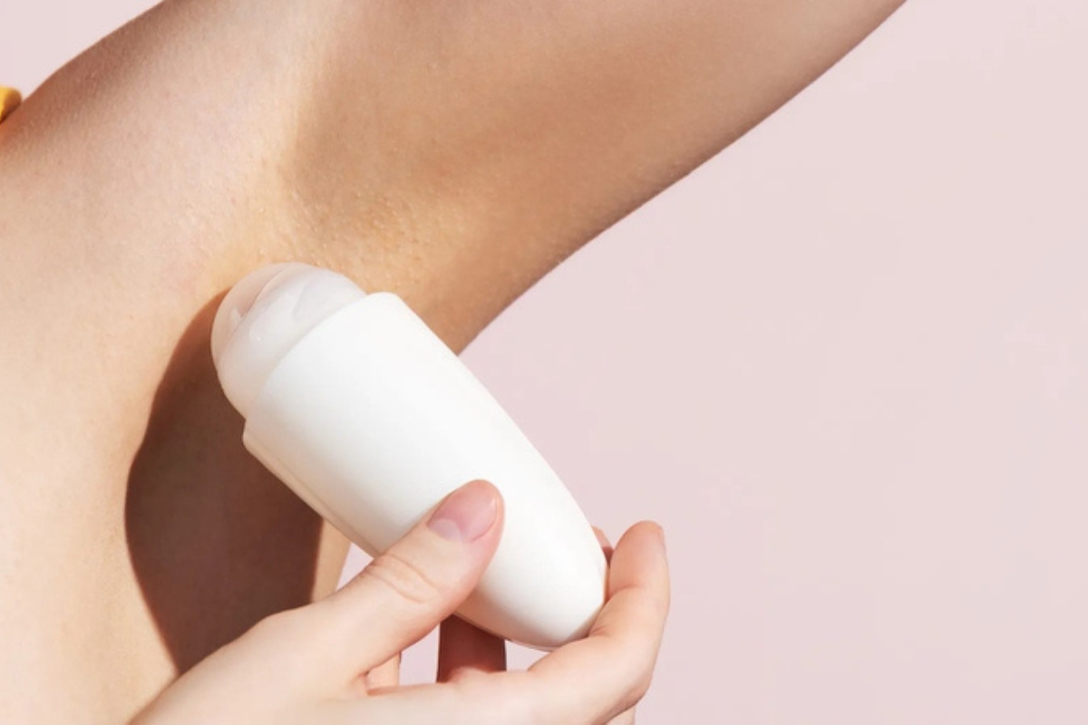 Công dụng của lăn khử mùi