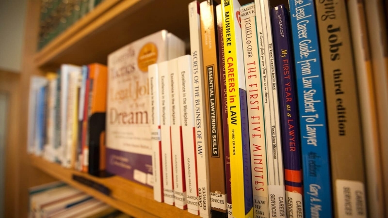 N&acirc;ng tầm tư duy v&agrave; kỹ năng quản trị với kho tri thức nguy&ecirc;n bản