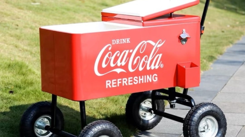 Th&ugrave;ng Đ&aacute; dễ di chuyển nhờ tay cầm chắc chắn v&agrave; thiết kế gọn nhẹ