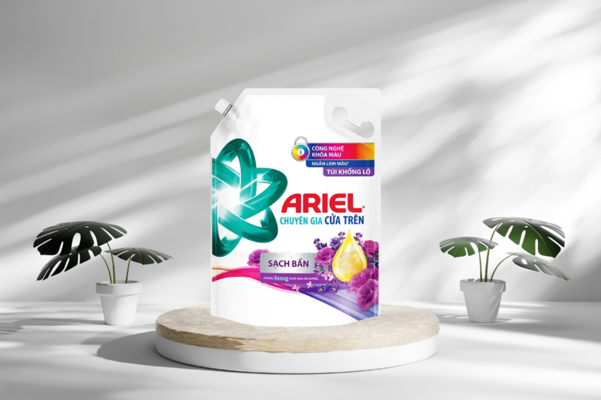 Nước giặt Ariel hương oải hương thư giãn dịu nhẹ