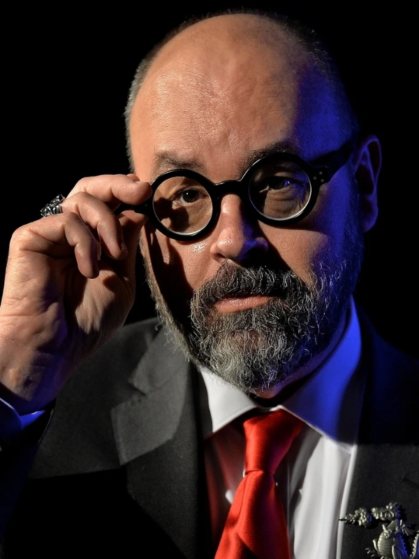 Tác giả Carlos Ruiz Zafón