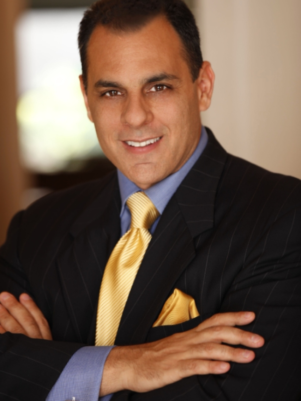  Tác giả Mark Minervini