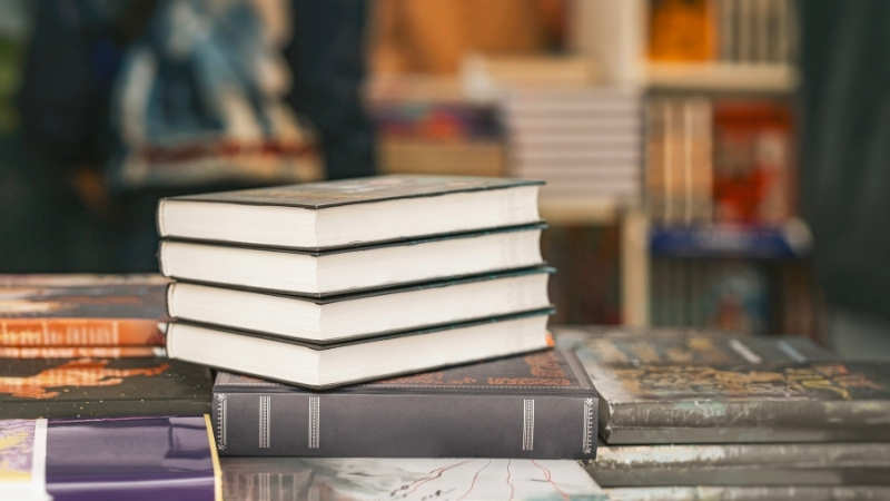 Ghi chú từ khóa quan trọng thay vì tra cứu liên tục giúp mạch đọc trôi chảy hơn