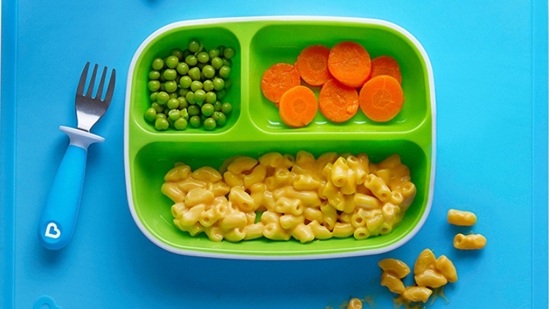 Dĩa ăn dặm chia ngăn gi&uacute;p ph&acirc;n chia khẩu phần khoa học, k&iacute;ch th&iacute;ch b&eacute; ăn ngon miệng