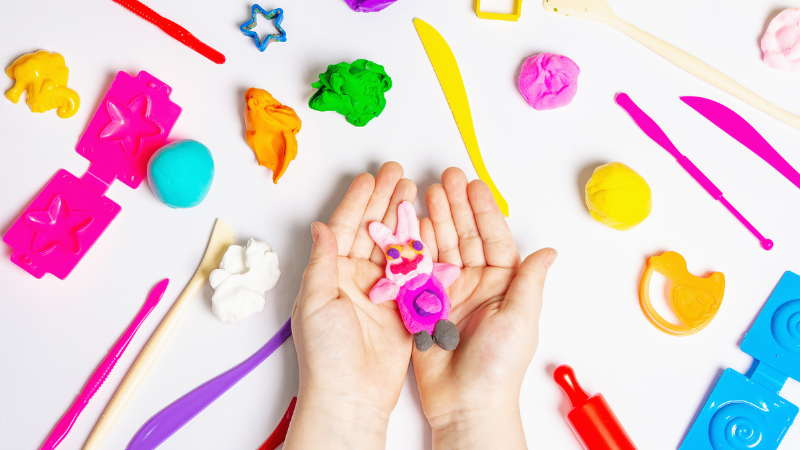 B&iacute; quyết chọn đồ chơi tạo h&igrave;nh an to&agrave;n cho b&eacute;