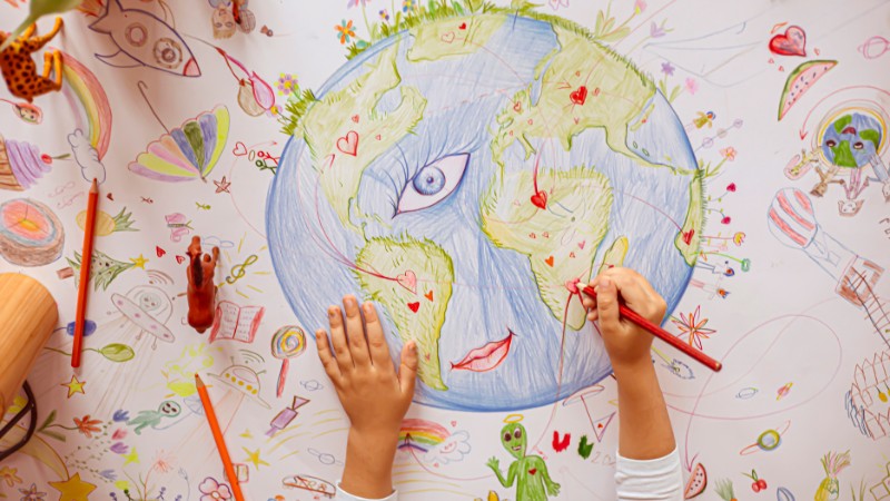 Đồ chơi vẽ gi&uacute;p khơi dậy đam m&ecirc; s&aacute;ng tạo cho b&eacute; y&ecirc;u