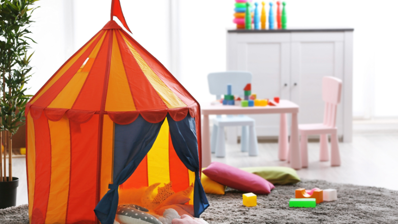 Lều thảm cho b&eacute; tạo kh&ocirc;ng gian vui chơi an to&agrave;n