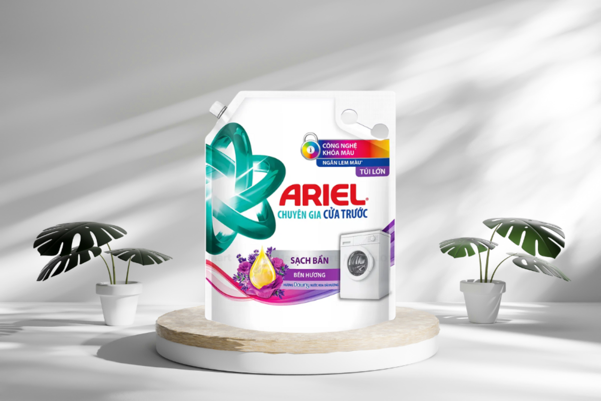 Nước giặt Ariel hương oải hương thư giãn