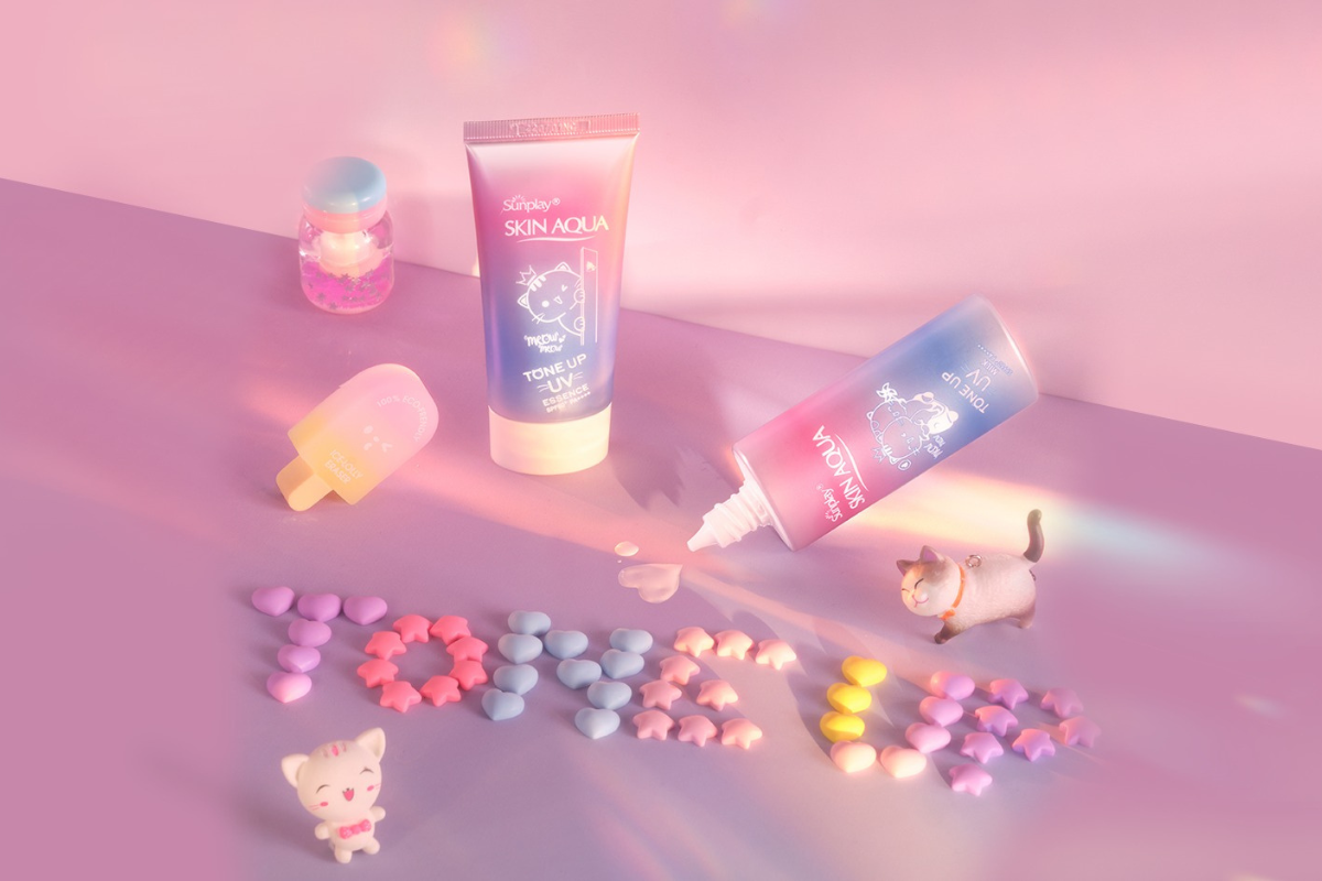 Kem chống nắng Sunplay Skin Aqua Tone Up UV Milk Lavender