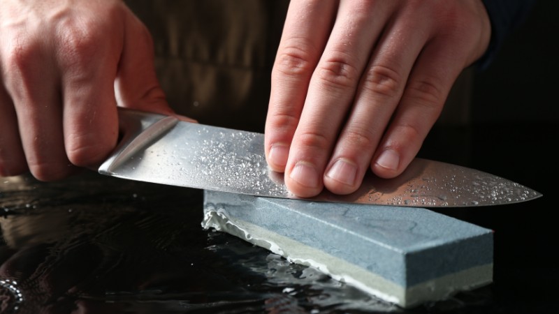 Gợi &yacute; chọn dụng cụ m&agrave;i dao ph&ugrave; hợp nhu cầu gi&uacute;p duy tr&igrave; độ sắc v&agrave; độ bền