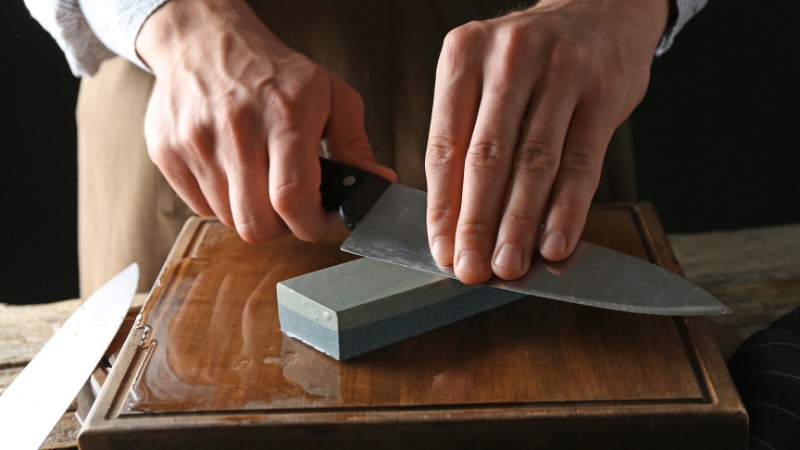 Dụng cụ m&agrave;i dao gi&uacute;p giữ độ sắc tăng hiệu quả chế biến v&agrave; tiết kiệm chi ph&iacute;