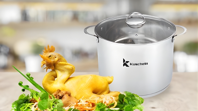 Nồi luộc g&agrave; gi&uacute;p luộc g&agrave; nguy&ecirc;n con dễ d&agrave;ng, giữ được h&igrave;nh d&aacute;ng đẹp