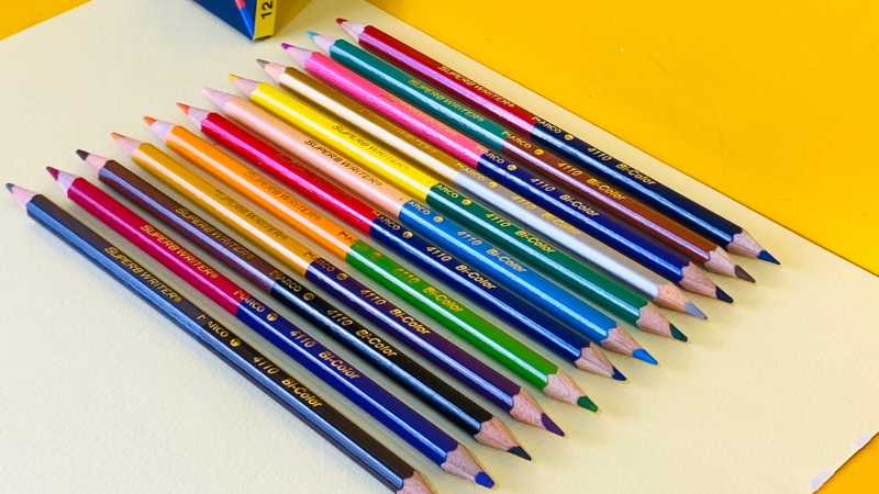 B&uacute;t ch&igrave; m&agrave;u được ph&acirc;n loại đa dạng