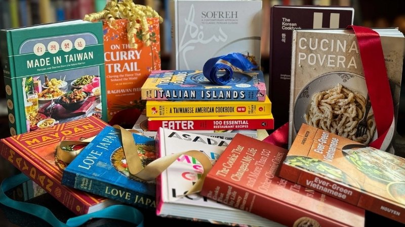 Cookbook l&agrave; s&aacute;ch dạy nấu ăn hệ thống, kiểm chứng kỹ v&agrave; gi&agrave;u gi&aacute; trị văn h&oacute;a