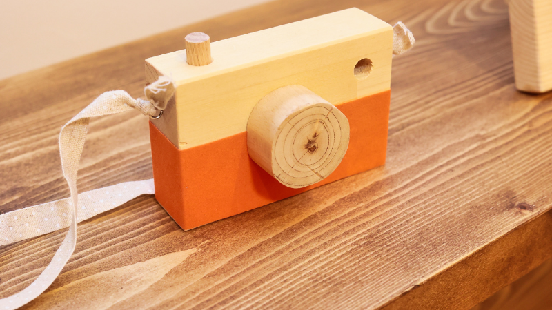 M&aacute;y ảnh gỗ an to&agrave;n k&iacute;ch th&iacute;ch tr&iacute; tưởng tượng