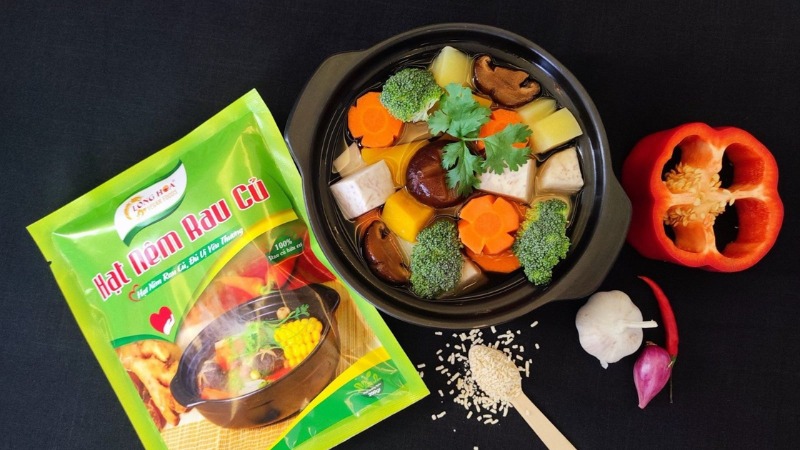 Hạt nêm - Phù hợp cho nhiều món ăn gia đình Việt