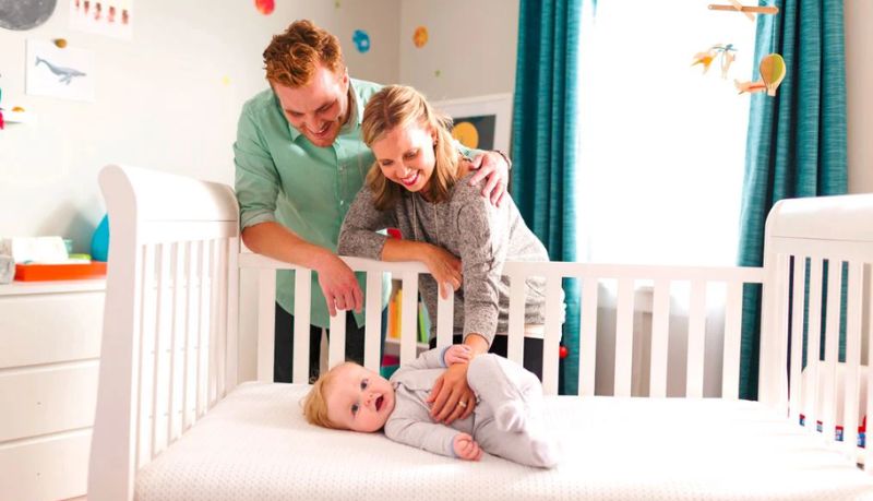 Cũi qu&acirc;y đảm bảo kh&ocirc;ng gian vui chơi v&agrave; nghỉ ngơi của b&eacute; lu&ocirc;n an to&agrave;n