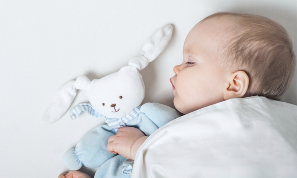 Chọn đồ chơi cho trẻ sơ sinh 2 tháng tuổi giúp phát triển sự quan sát