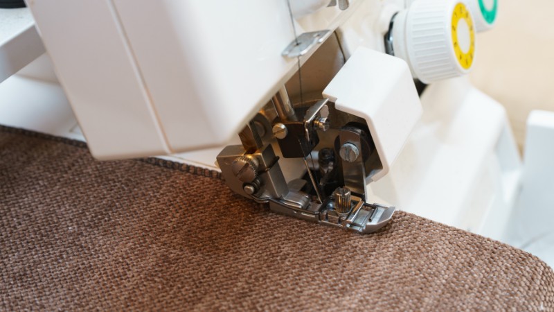 Ti&ecirc;u ch&iacute; chọn m&aacute;y vắt sổ bền, an to&agrave;n, dễ sử dụng với tốc độ ph&ugrave; hợp v&agrave; nhiều t&iacute;nh năng