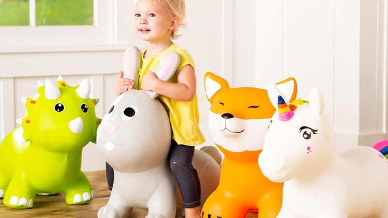 Tiki gợi ý thú nhún và đồ chơi vận động giúp bé vui chơi an toàn, phát triển thể chất toàn diện