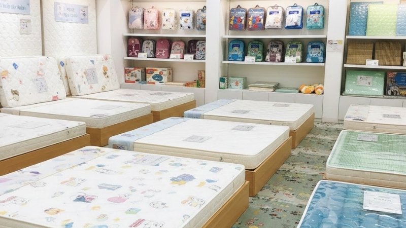 Chọn c&aacute;c d&ograve;ng nệm cho b&eacute; an to&agrave;n, tho&aacute;ng m&aacute;t, n&acirc;ng đỡ tốt, ph&ugrave; hợp từng độ tuổi