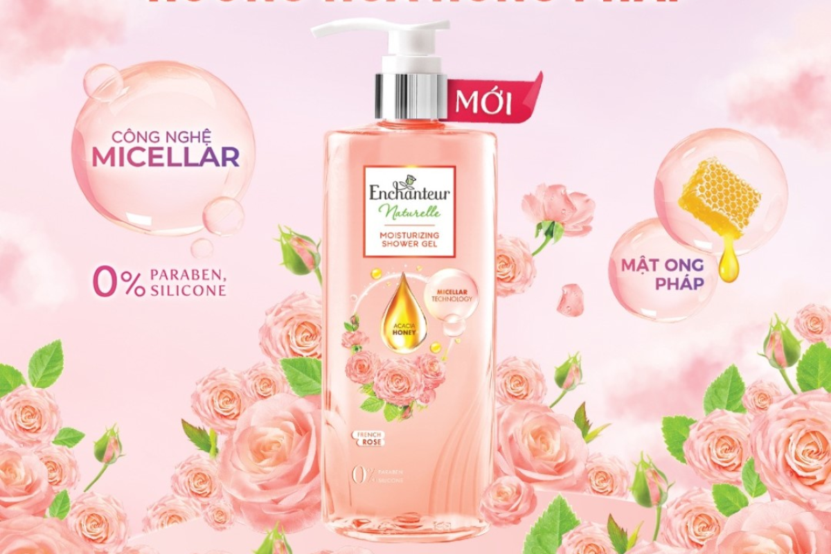 Enchanteur Naturelle hương hoa hồng nhẹ nh&agrave;ng, thanh tho&aacute;t