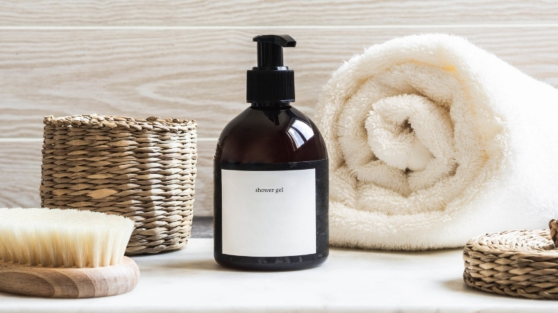 Dung dịch tắm thảo dược giúp mẹ và bé được thư giãn mà vẫn đảm bảo vệ sinh