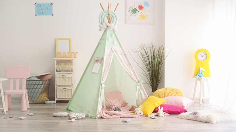 Lều trong nh&agrave; tạo g&oacute;c vui chơi cho b&eacute;