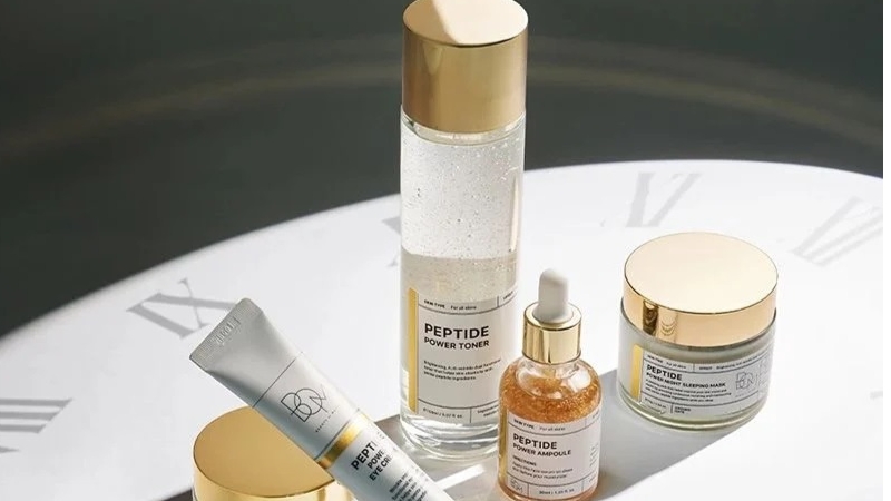 Chăm s&oacute;c mắt l&agrave; bước quan trọng trong skincare