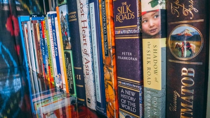 Tiki cung cấp sách tiếng Anh về Châu Á đa dạng, giúp nâng tầm ngoại ngữ và vốn sống