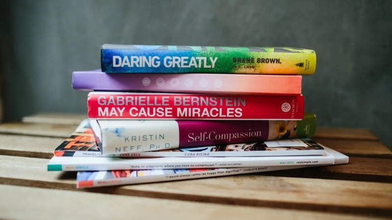 Đa dạng chủ đề: Từ quản l&yacute; thời gian đến nghệ thuật l&atilde;nh đạo v&agrave; giao tiếp