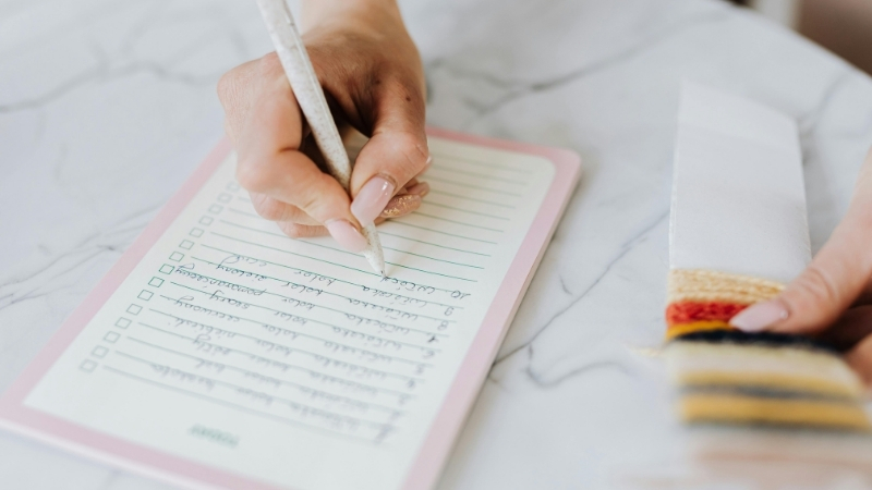 Cấu tạo ng&ograve;i bi v&agrave; mực dầu của c&aacute;c d&ograve;ng b&uacute;t bi cao cấp gi&uacute;p n&eacute;t chữ r&otilde;