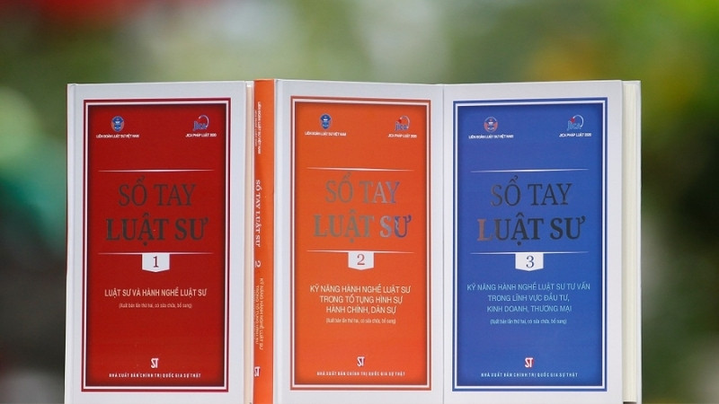 Nhiều t&aacute;c giả luật uy t&iacute;n v&agrave; đầu s&aacute;ch chuy&ecirc;n s&acirc;u gi&uacute;p người học, người h&agrave;nh nghề tra cứu hiệu quả