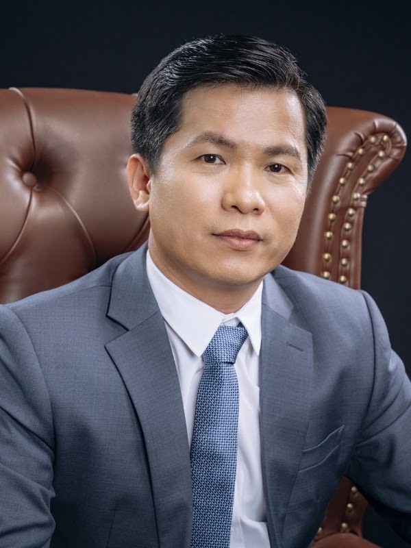 T&aacute;c giả Ho&agrave;ng Hữu Thắng