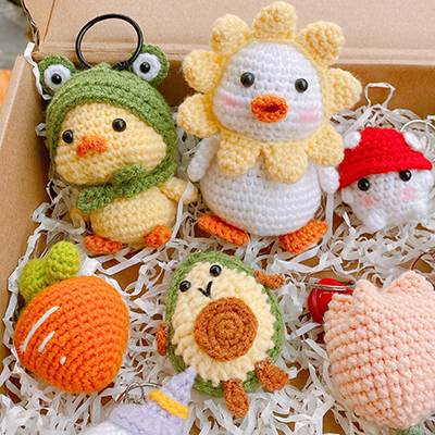 Đồ chơi đan len