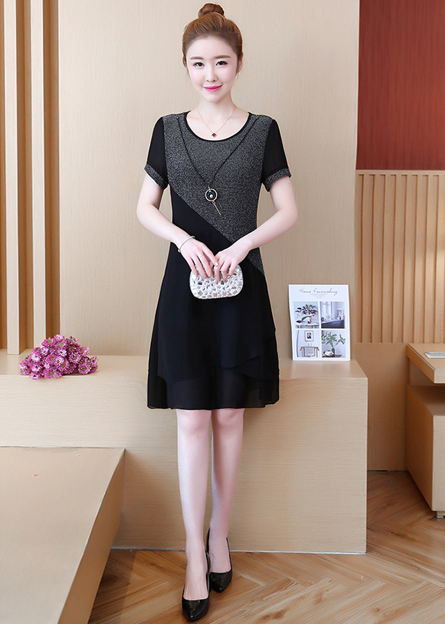 6126385202755,62_8051914,299000,tiki.vn,Dam-Suong-Anh-Kim-Sang-Trong-62_8051914,Đầm Suông Ánh Kim Sang Trọng Đầm Suông Ánh Kim Sang Trọng