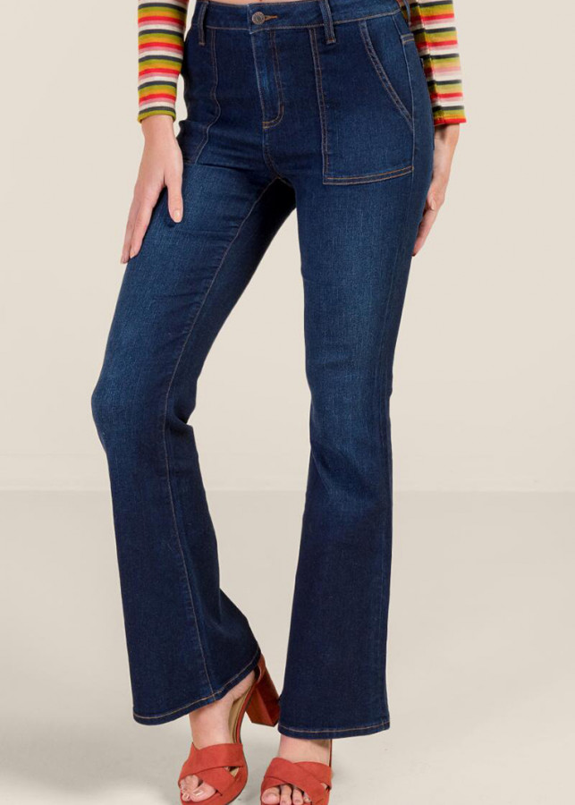 2013247 , 3701605659934 , 62_10387273 , 429000 , Quan-Jeans-Nu-A91-JEANS-Ong-Loe-042-Xanh-dam-62_10387273 , tiki.vn , Quần Jeans Nữ A91 JEANS Ống Loe 042 (Xanh đậm) Quần Jeans Nữ A91 JEANS Ống Loe 042 (Xanh đậm)