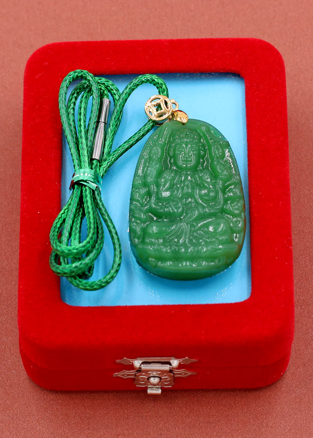 Mặt dây chuyền Phật Thiên Thủ Thiên Nhãn thạch anh xanh 4.3 cm MTXO8 - Hộ mệnh người tuổi Tý - Sản phẩm phong...