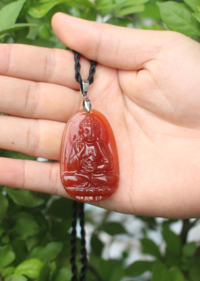 Dây chuyền mặt Phật A Di Đà, Mặt đá Mã não đỏ,  Hộ mệnh cho Tuổi Hợi, (3,3 x 5 cm) TEN5