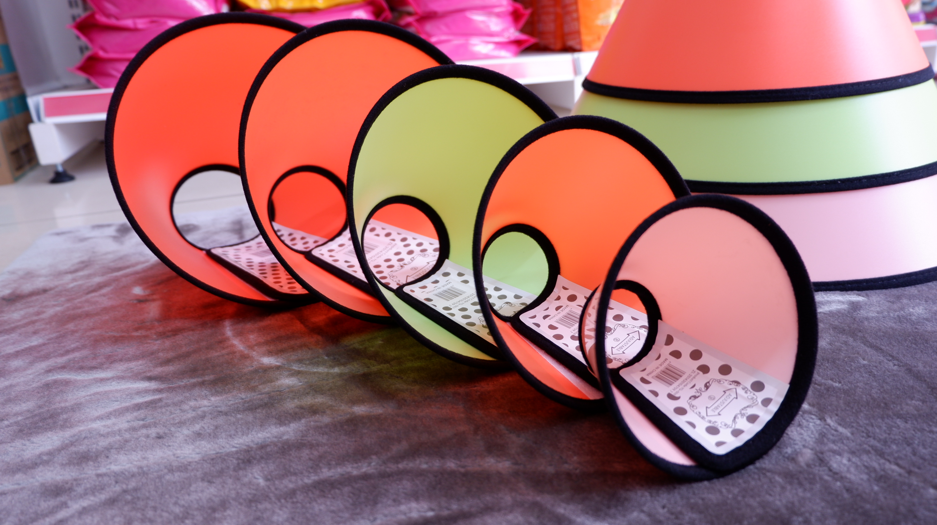 Vòng chống liếm bôi thuốc cho chó mèo