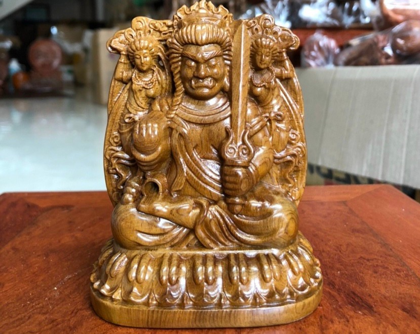 TƯỢNG phật  BẢN MỆNH ,PHẬT BẤT ĐỘNG MINH VƯƠNG  Bằng gỗ bách xanh thơm phức kt cao 12×9×6cm