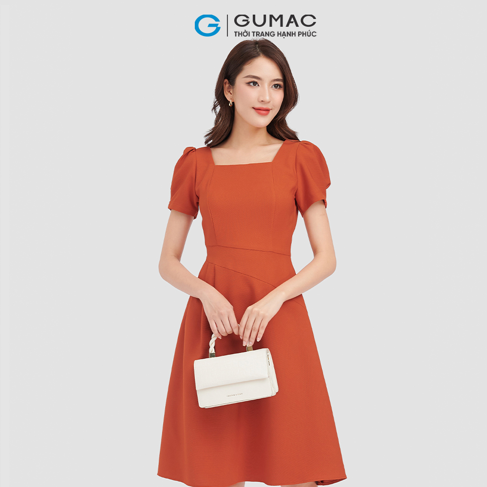 Đầm form A cổ U GUMAC DD04038 xếp eo cách điệu hạ eo