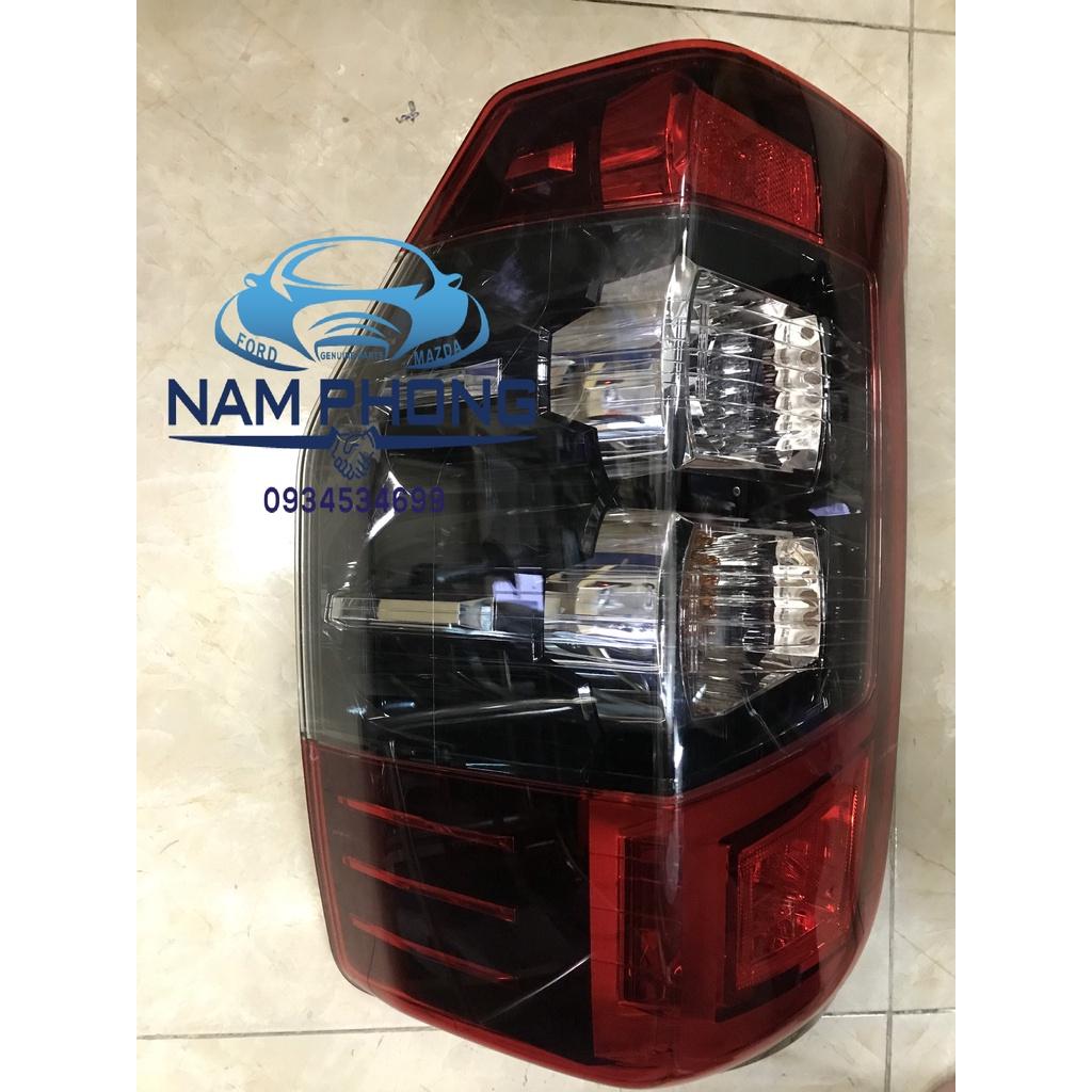 Đèn hậu Mitsubishi Triton 20 Không Led Tháo Xe Phụ RH - 8330B214