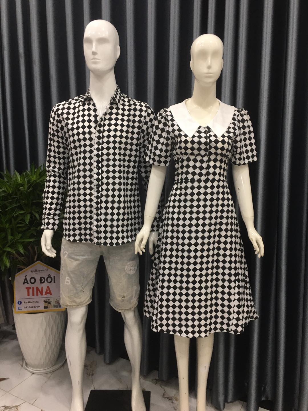 Hình chụp tại shop - set váy áo đôi sơ mi caro đen trắng dễ thương