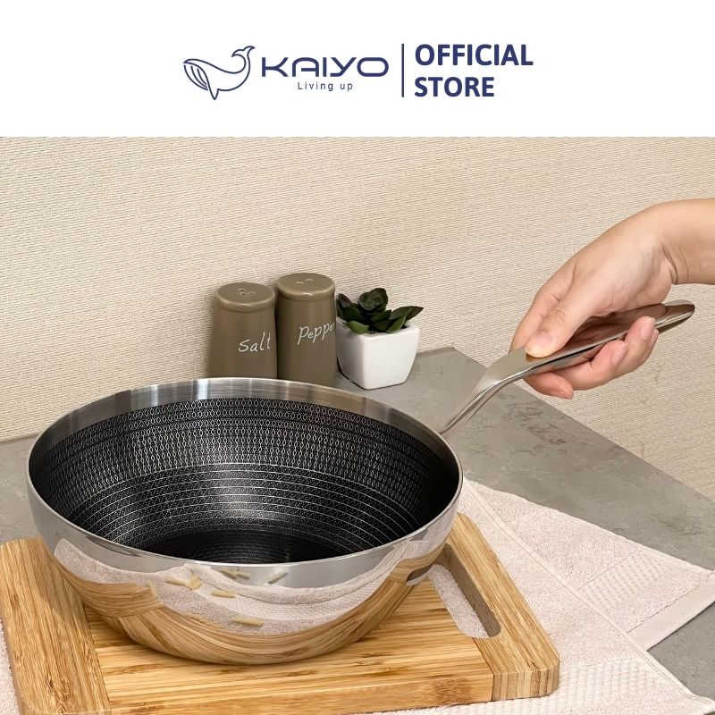 Chảo inox sâu lòng chống dính hoa văn nổi thân đáy liền 3 lớp tri-ply Kaiyo, size 24cm