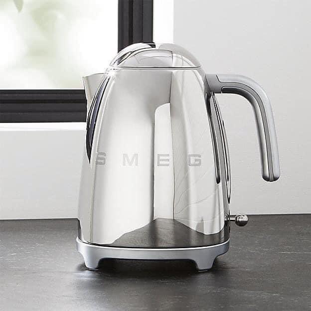 Ấm Siêu Tốc Màu Vàng/Bạc SMEG, Ấm Đun Nước, Chất Liệu Thép Không Gỉ, Dung Tích 1.7L, 2400W, Nhập Đức, BH 12 Tháng