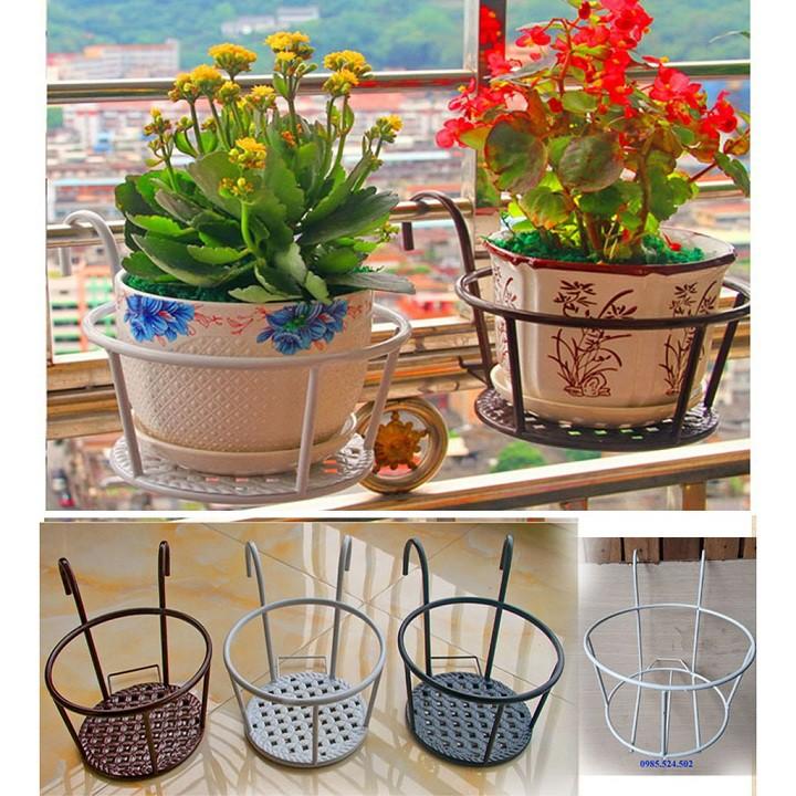 Giá Treo Chậu Hoa, Cây Cảnh Ngoài Ban Công