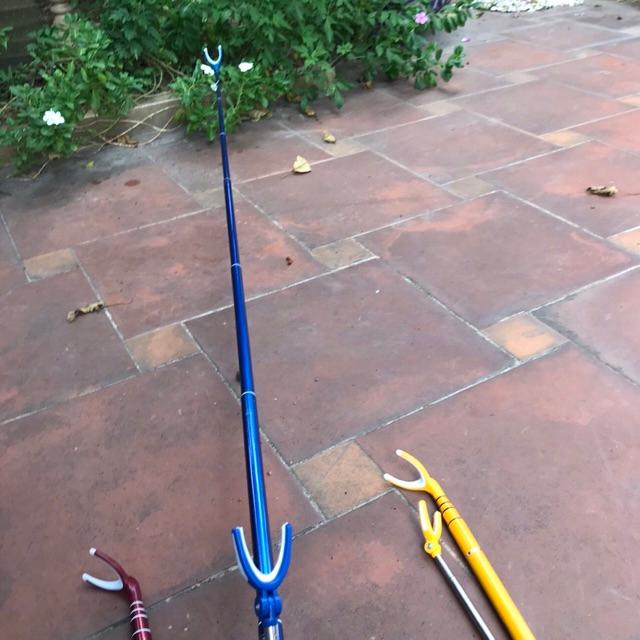 Chống cần cacbon - gác cần cacbon