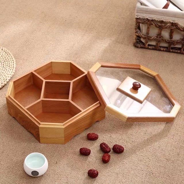 Khay đựng bánh kẹo mứt bằng gỗ mặt kính sang trọng, kích thước 26x26x9 cm